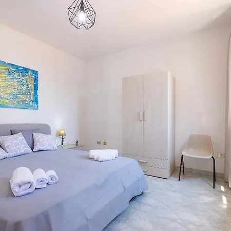 Apartment Casa Serena - Rifugio Romantico Con Vista Mare Santa Maria al Bagno